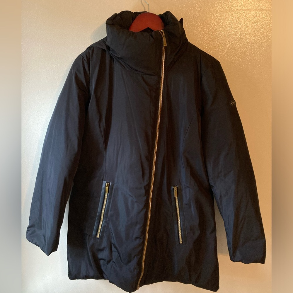DKNY black down women’s coat with hood and gold asymmetrical zipper size medium